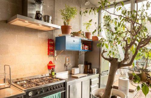 Stationsbuurt Noord House | 250 m² House ∙ 4 bedrooms ∙ 9 guests