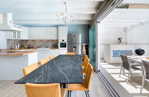 Taormina Villa | 250 m² Villa ∙ 4 bedrooms ∙ 9 guests
