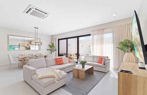 Malmok Villa | 250 m² Villa ∙ 4 bedrooms ∙ 8 guests