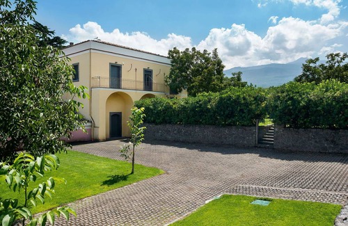 Rovittello Villa | 250 m² Villa ∙ 5 bedrooms ∙ 10 guests