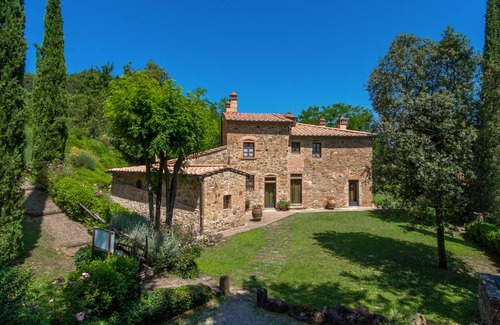 Montaione Villa | 250 m² Villa ∙ 8 bedrooms ∙ 17 guests