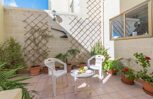 Kalkara House | 255 m² House ∙ 3 bedrooms ∙ 6 guests