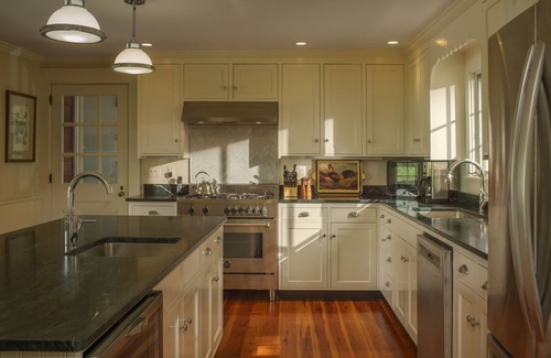 Newcastle Other | 26 Acre Saltwater Farm With Swimming Pool And Dock