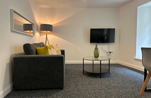Kirkcaldy Apartment | 26 Linen Loft - 2 bed Apt