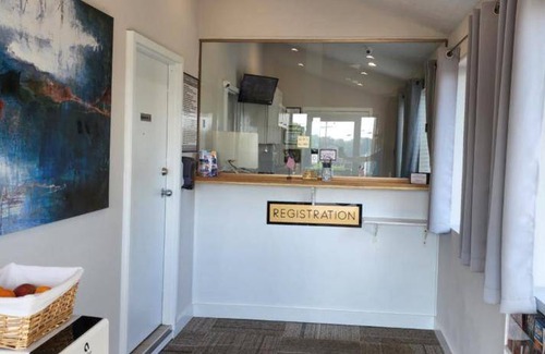 Hendersonville Hotel | 26 m² Motel ∙ 127 guests
