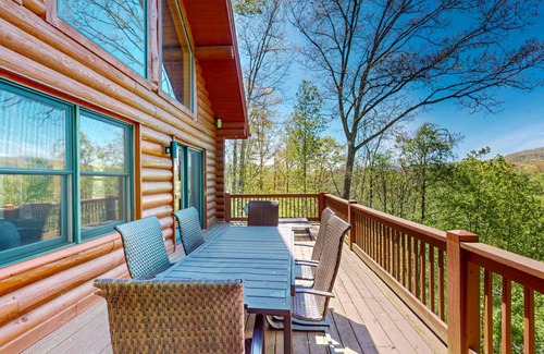 Topton Cabin | 260 m² Cabin ∙ 4 bedrooms ∙ 11 guests