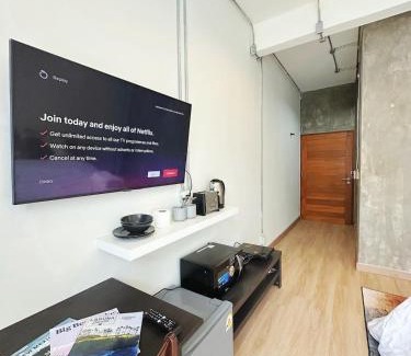 Phra Khanong Nuea Apartment | 260m walk to BTS Prakanong
