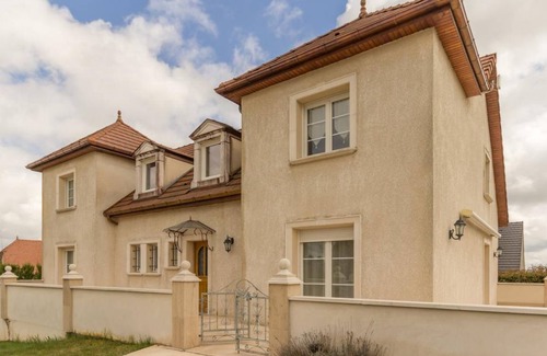 Bellefond House | 265 m² House ∙ 5 bedrooms ∙ 10 guests
