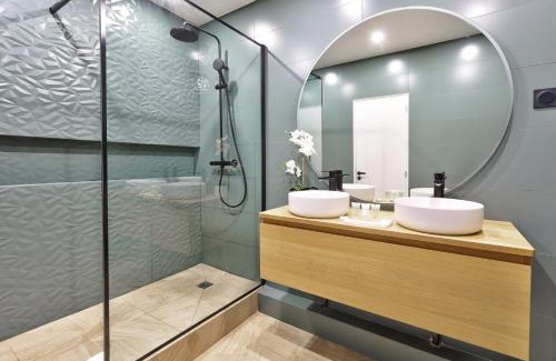 Bonne-Nouvelle Apartment | 266 Suite Montefiore Superbe Appartement à Paris
