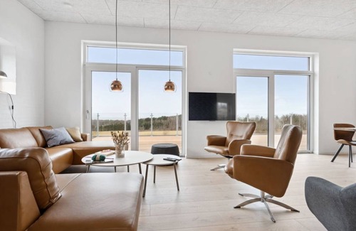 Bønnerup Strand House | 270 m² House ∙ 1 bedroom ∙ 12 guests