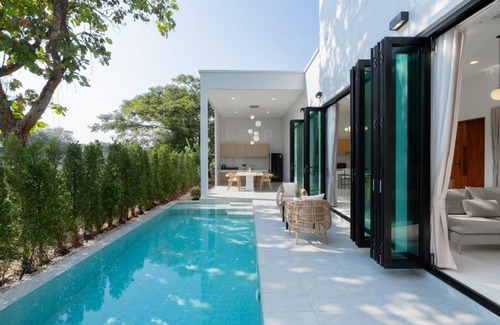 Nong Khai Villa | 270 m² Villa ∙ 3 bedrooms ∙ 10 guests
