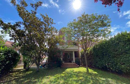 Baranain House | 273 m² House ∙ 6 bedrooms ∙ 11 guests