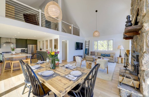 Black Hawk House | 278 m² House ∙ 5 bedrooms ∙ 10 guests