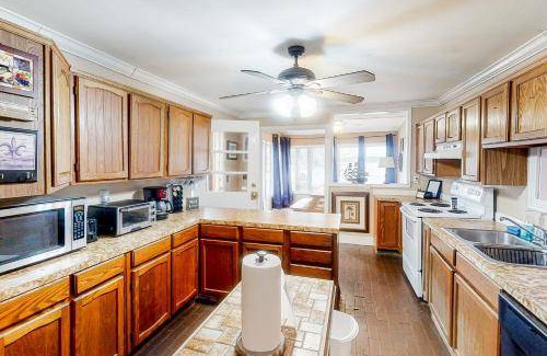 Hartsville House | 279 m² House ∙ 4 bedrooms ∙ 10 guests
