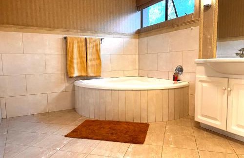 Bedfordview House | 27A on Angus