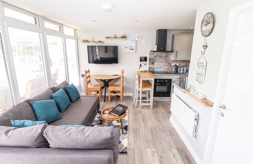Chapel Saint Leonards Cottage | 28 CHERRY PARK, family friendly, with a garden in Chapel St Leonards