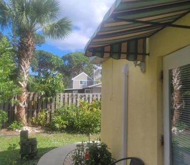Gulf Gate Estates Apartment | 28 m² Apartment ∙ 1 bedroom ∙ 2 guests