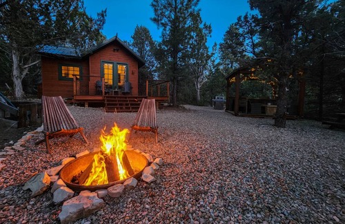 Orderville Cabin | 28 m² Cabin ∙ 1 bedroom ∙ 2 guests
