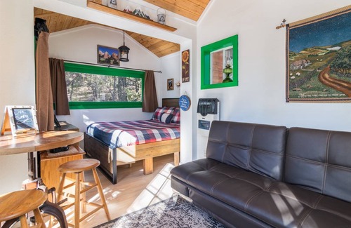 Orderville Cabin | 28 m² Cabin ∙ 1 bedroom ∙ 2 guests