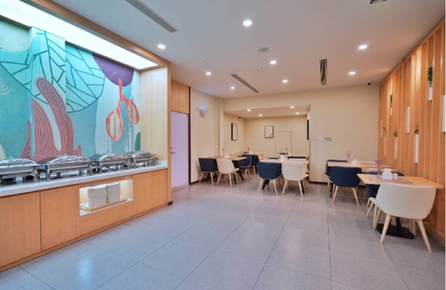 Da Guan Yuan Hotel | 28 m² Hotel ∙ 4 guests