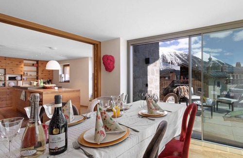 Samedan Resort | 280 m² Luxury rental ∙ 6 bedrooms ∙ 12 guests