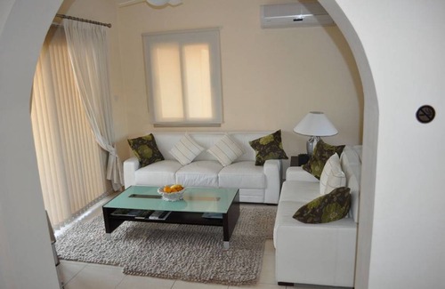 Kissonerga Villa | 283 m² Villa ∙ 3 bedrooms ∙ 6 guests