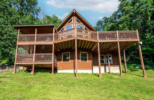 Wears Valley Cabin | 297 m² Cabin ∙ 3 bedrooms ∙ 12 guests