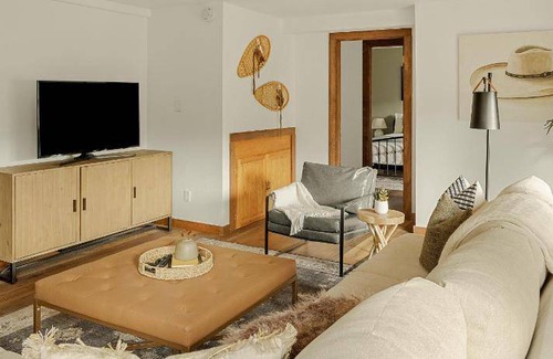 Hangen Ranch And M and B House | 297 m² House ∙ 3 bedrooms ∙ 6 guests