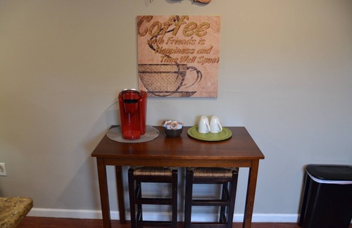 Radnor House | 2BA 6-Beds 10-min to downtown Nashville!