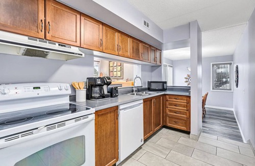 The Blue Mountains Condo | 2BDR Condo Steps to Blue Mountain Village - 101 Cachet Crossing