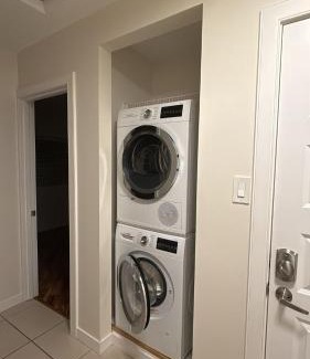 Southeast Edmonton House | 2Bed Bright & Stylish Ritchie Urban Retreat