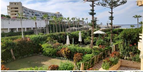 Al-Muntazah Apartment | 2bed rooms 95m, Garden&sea view, first floor, Family only دور اول بمدخل مستقل