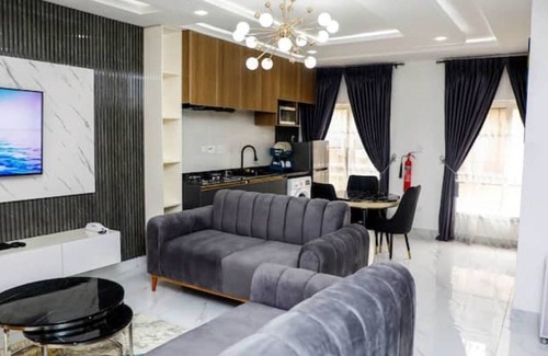 Ofin Apartment | 2bedroom gray gold