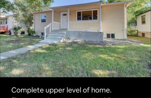 Barnum West House | 2br 1 bath Upstairs AC WD Barnum West Near Belmar