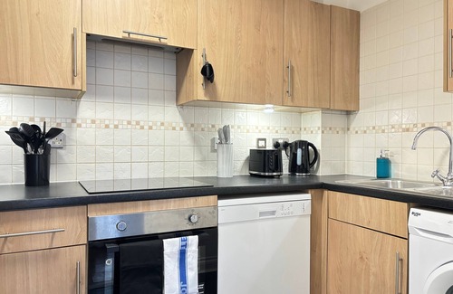Tinsley Green Apartment | 2BR/2BA 2 King Beds Parking Home Away Home