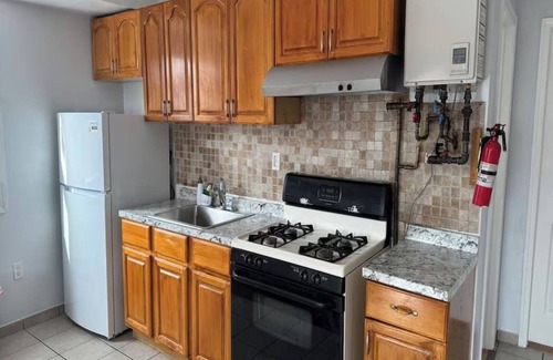 Passaic Apartment | 2BR Apartment With Easy Access to NYC
