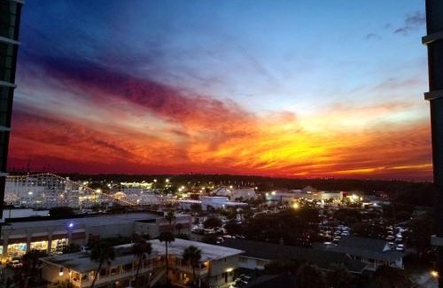 Downtown Myrtle Beach Apartment | 2BR Condo w oceanfront views & pools