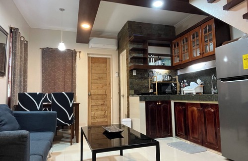 Cagayan de Oro House | 2BR Cozy Budget Stay Full AC Entire House Uptown CDO