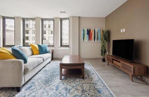 Capitol City Apartment | 2BR Downtown Luxury Getaway