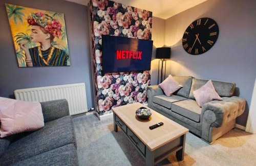 Belfast City Centre House | 2br Fortuna Meadow