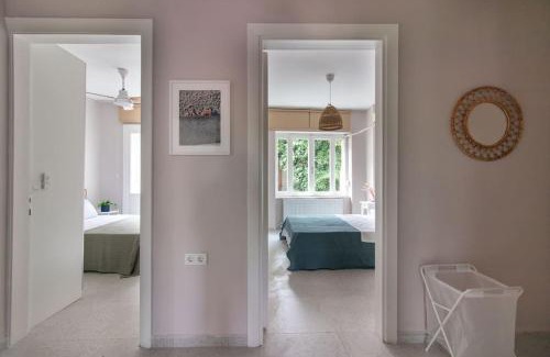 Adalar Apartment | 2BR House W Island Charm