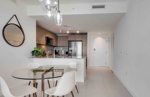 Doral Apartment | 2BR Luxury Stay | Downtown Doral's Best Location
