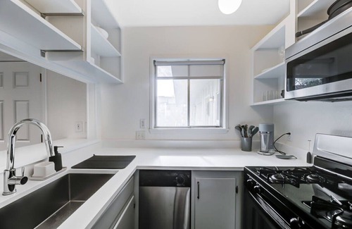 Westfield Apartment | 2br, Newly Remodeled, Tarrytown | Vista - Portoro