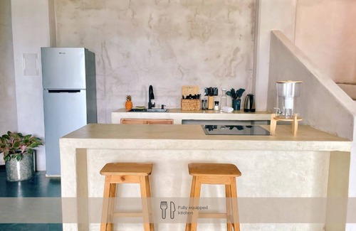 Santa Maria Apartment | 2BR Penthouse | Private Roof Deck | AC | Daily Clean