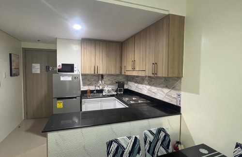 Barangay 76 Condo | 2BR @Shore 1 Residences by JMS near Mall Of Asia