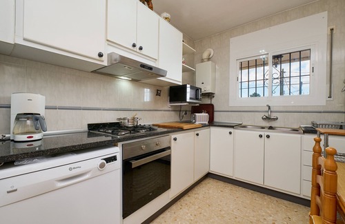 Lloret Blau Villa | 2JUL01 - House for 8 people located in a quiet area just 7 km from the beach of Lloret de Mar.