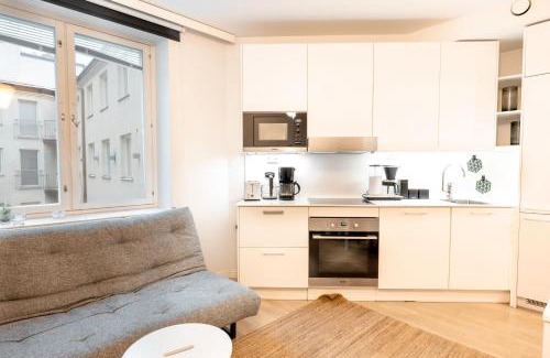 Kamppi Apartment | 2ndhomes Studio in Bulevardi