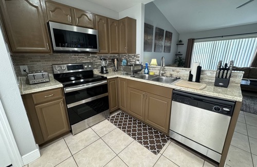 Pine Hills House | 3/2 Home Minutes To All Theme Parks