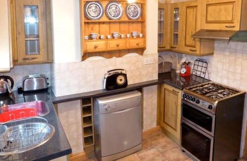 Stuppington House | 3 Apsley Cottages