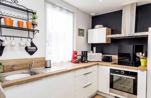 Berven Cottage | 3* Beach house in Plouescat in front of the sea